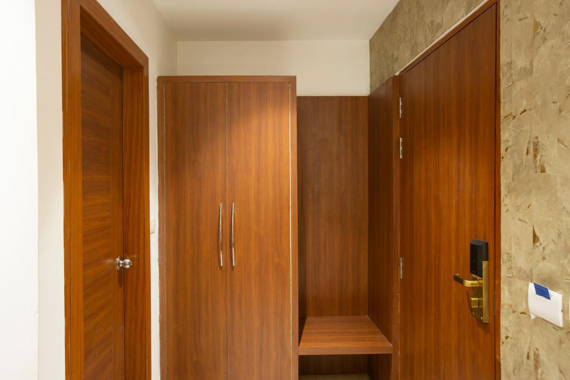 Hotel Arch Suites - Near Aerocity 뉴델리 외부 사진